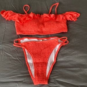 NWT Cupshe Bikini w/Off-the-Shoulder Ruffles